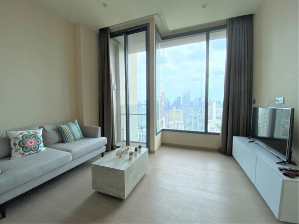 Throne Property The Esse Asoke 1 15 scaled