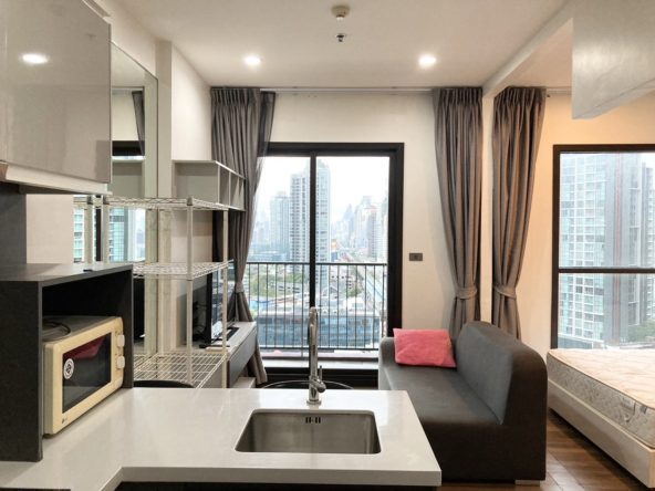 Throne Property WYNE Sukhumvit 1